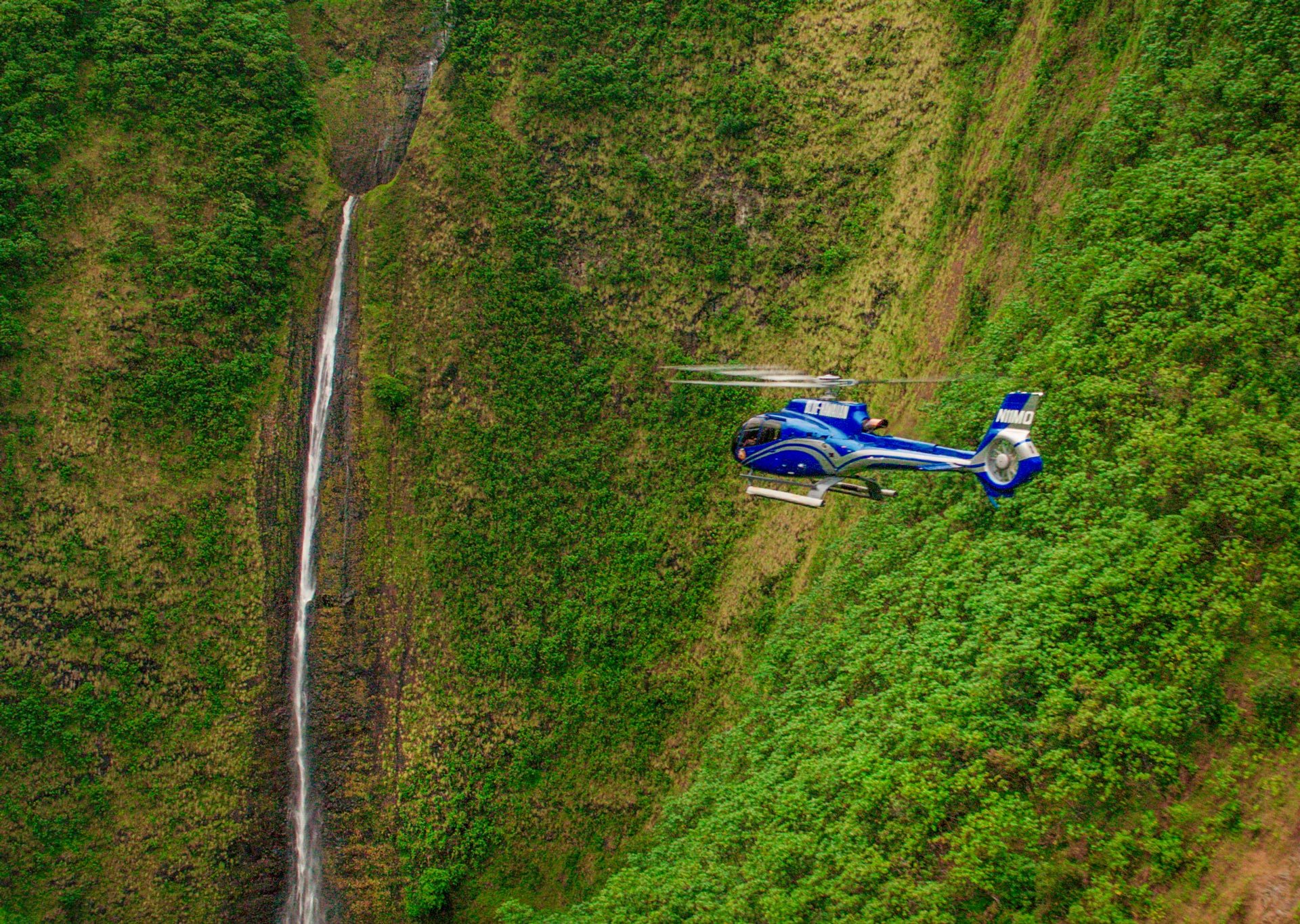 Kohala Coast Experience | The Most Spectacular Helicopter Tour 