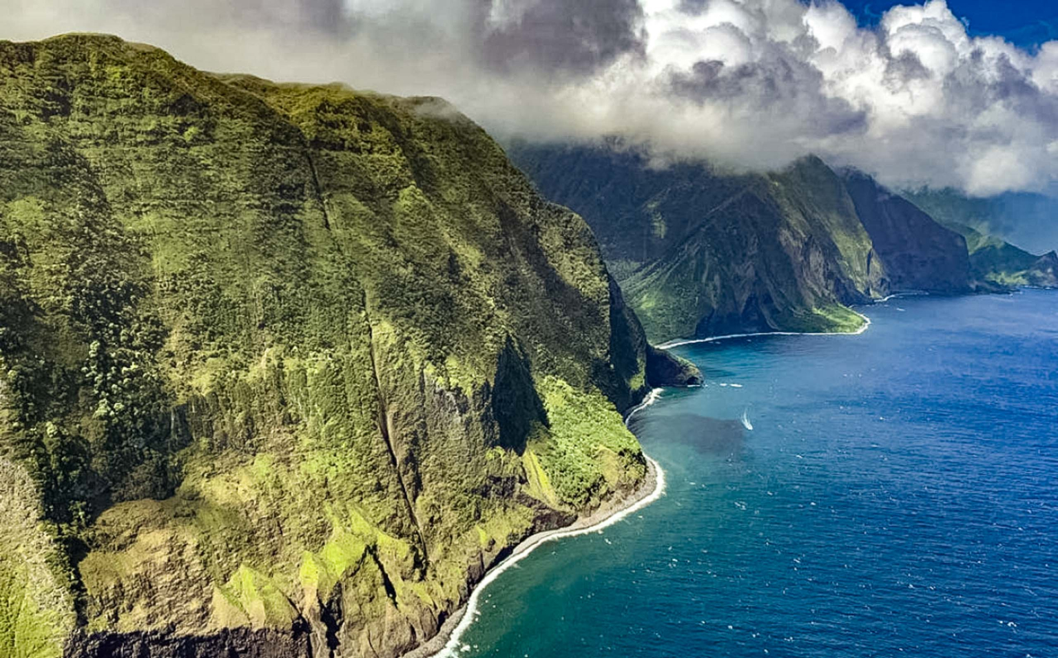 how to visit molokai from maui